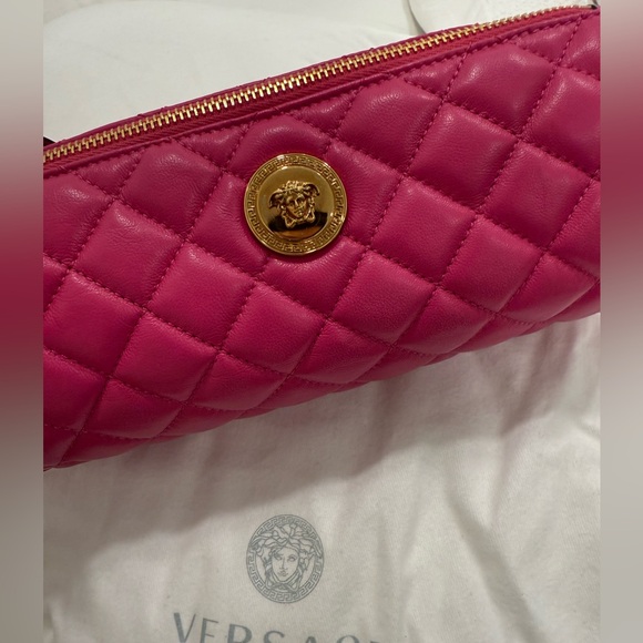 VESARCE Pink quilted Shoulder Bag - Picture 3 of 5